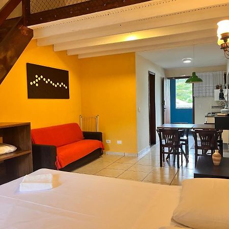 Delphin Apartamento 8 Ilhabela Exterior foto